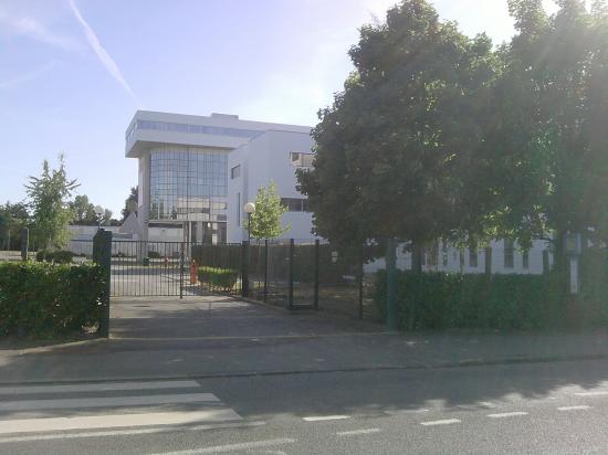 L'entrée des professeurs (et VIP ;) -jpg