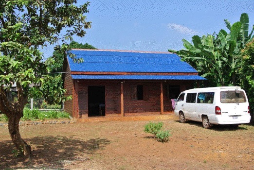 The building in which the school could be set up, and classes could start in Octorber 2013