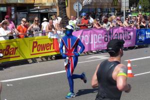 ironman-nice-2013-union-jack-morphsuit-runners