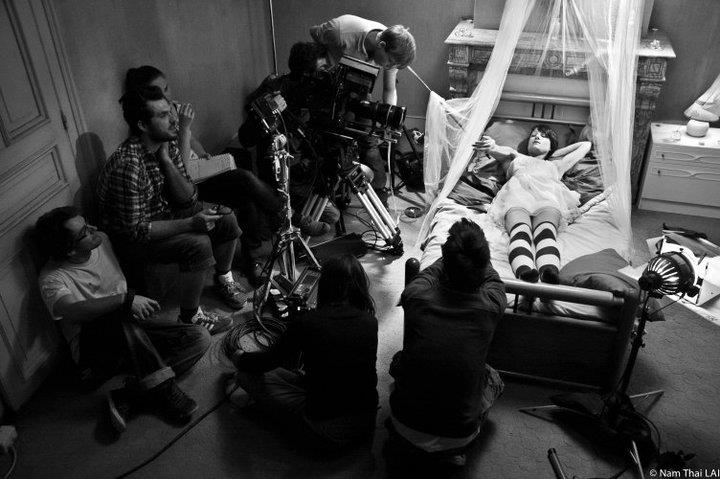 SFR Cinema Edward Alexandre Dinaut Around The Bed