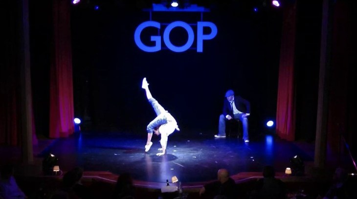 Bitte klicken, um Florian im GOP Variété tanzen zu sehen (vimeo.com)