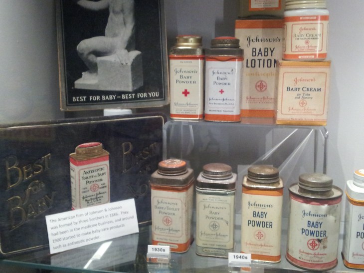 The evolution of Johnson&Johnson baby products' packaging